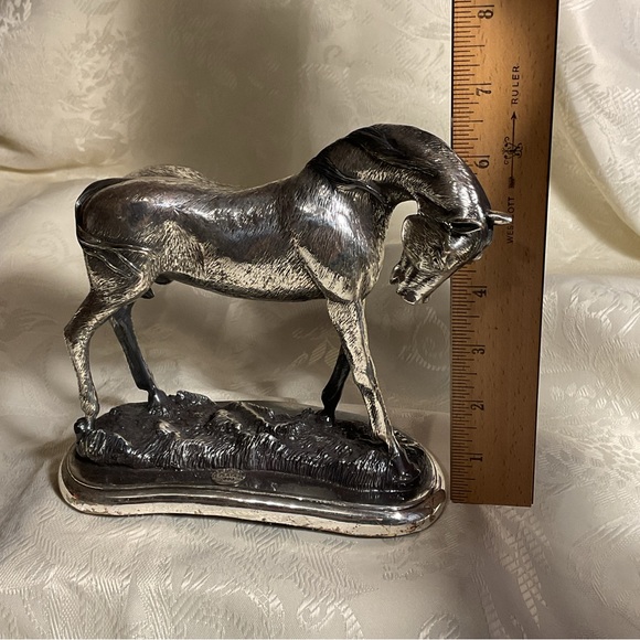 🐴 SOLD 🐴 Vintage Silver Equine Sculpture (999) - Picture 7 of 7